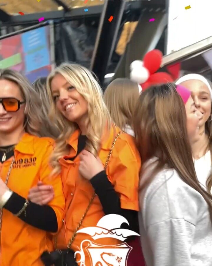 Instagram post from photoboothhurencom. This post is in position 2.